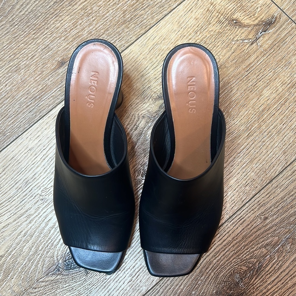Neous Cerato Black Leather Heeled Sandals Size 38 1/2/8US - Picture 4 of 11